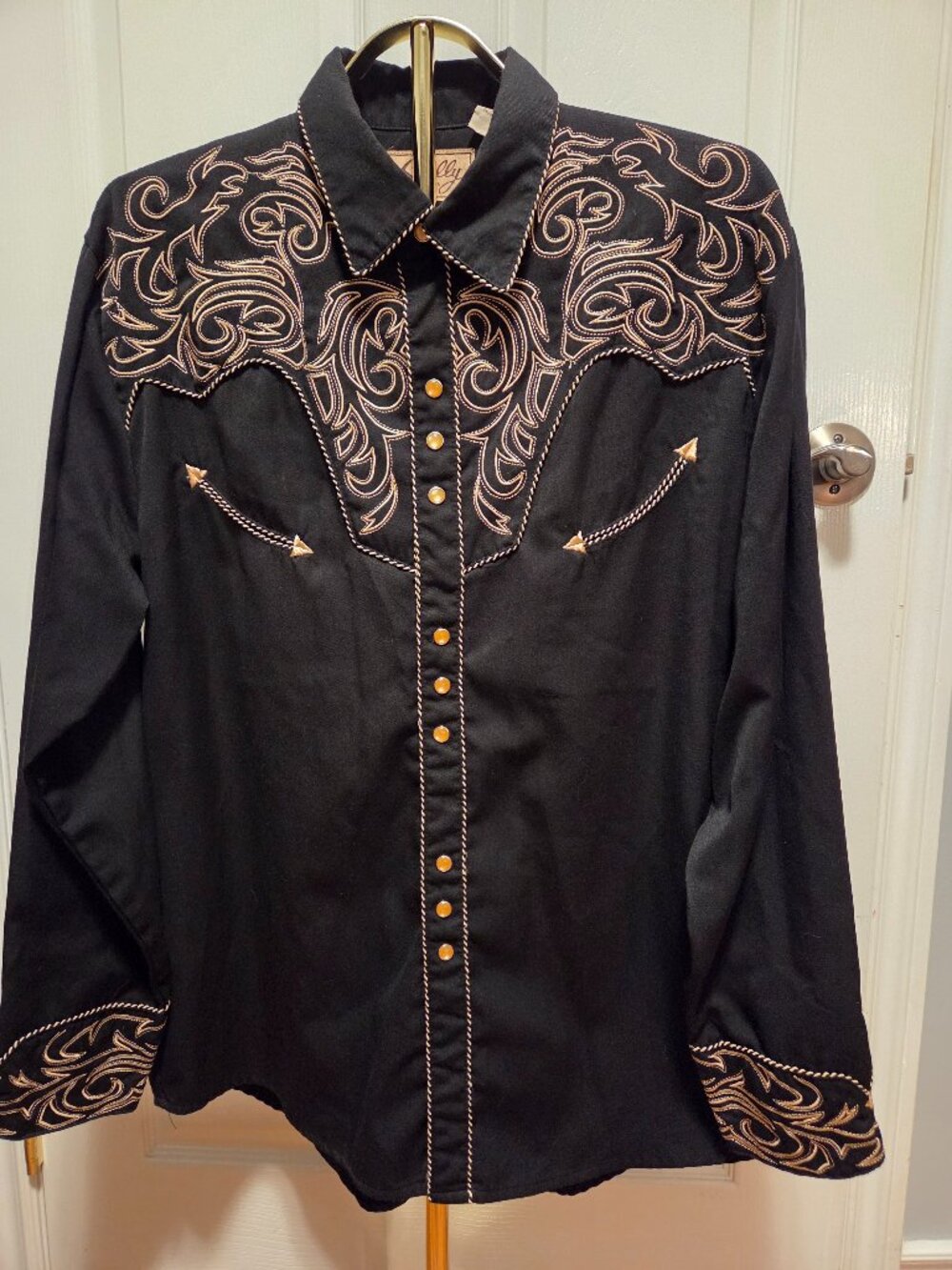 Scully Black Gold Scroll Embroidered Western Pearl Snap Shirt P-634